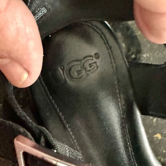 UGG Lecia Gladiator Sandal | 6 - Picture 8 of 11